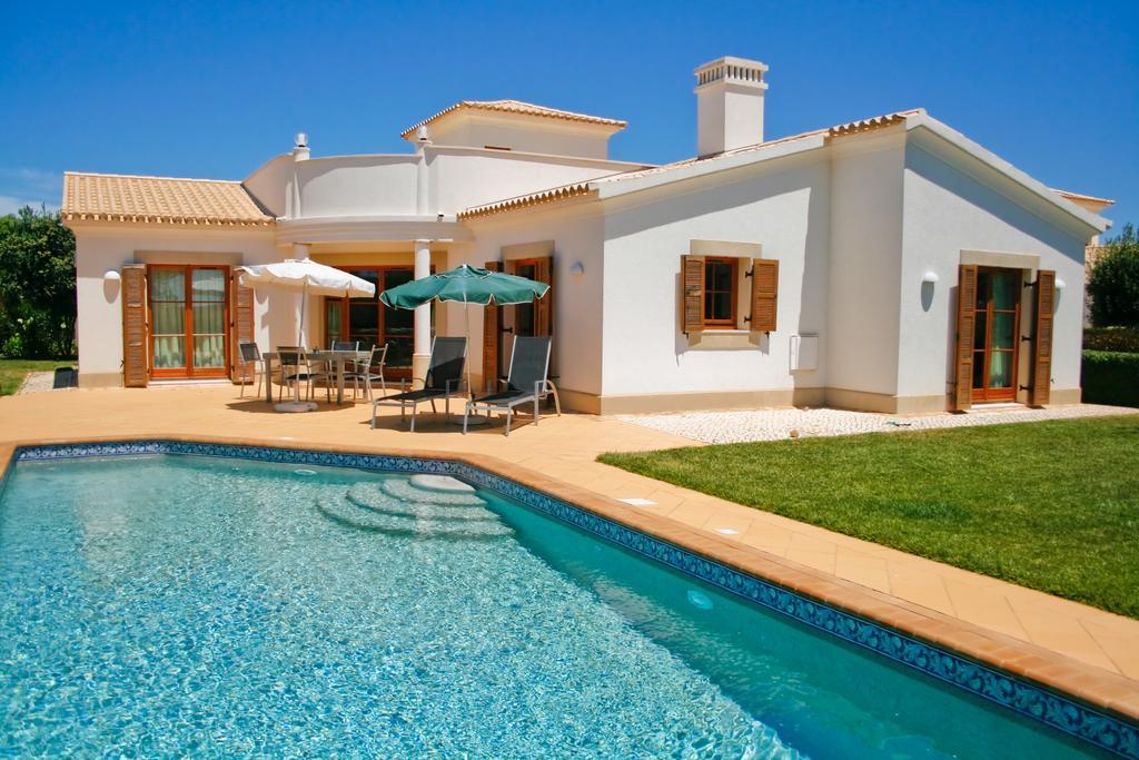 Almaverde Village & Spa Resort Бургау Стая снимка