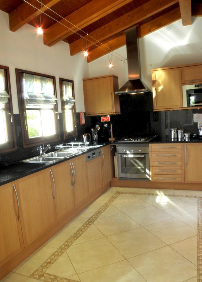 Almaverde Village & Spa Resort Бургау Екстериор снимка