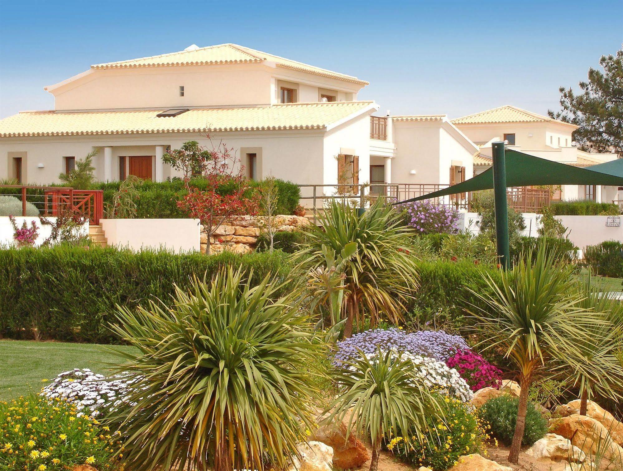 Almaverde Village & Spa Resort Бургау Екстериор снимка